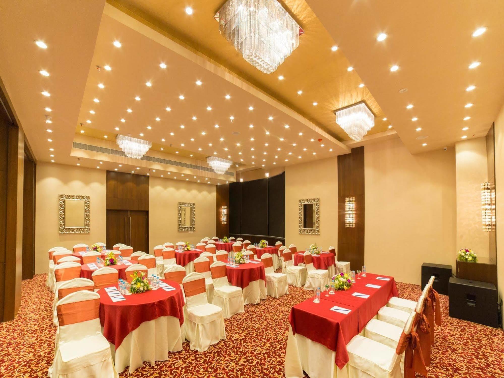 Golden Tulip Saltlake Kolkata Exterior photo